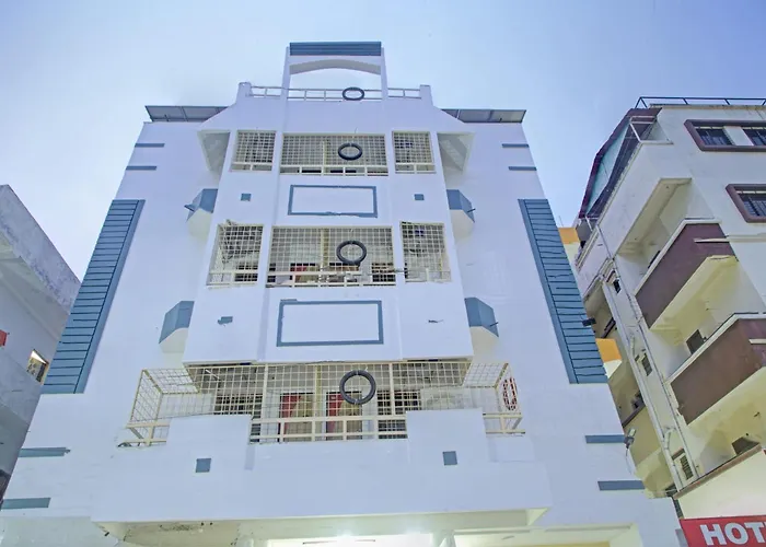 Hotel O Patil Nagpur